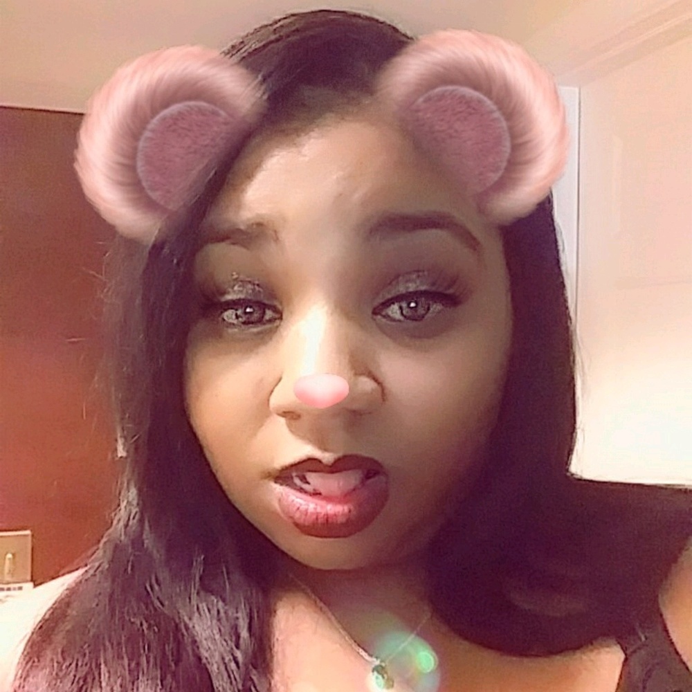 Meet your Posher, Charlene